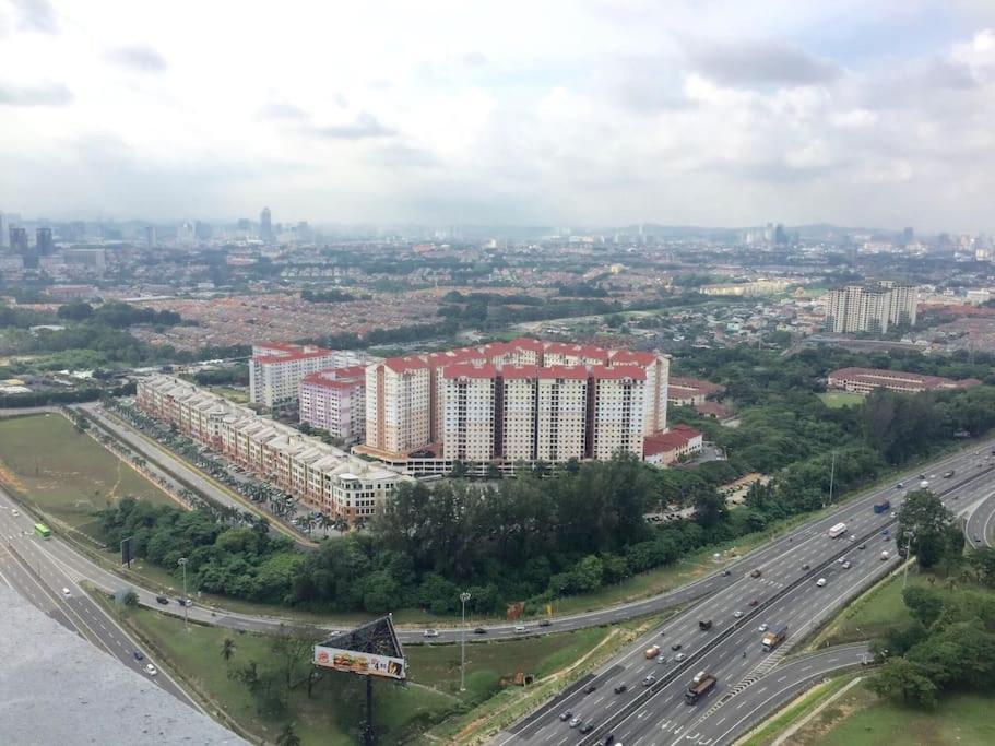 Tropicana Avenue B32-09, Petaling Jaya Zewnętrze zdjęcie